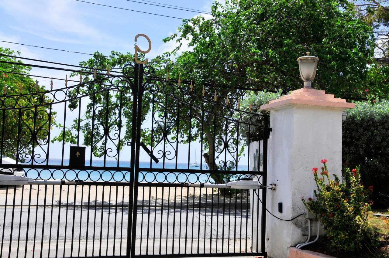 Welcome To The Unpretentious And Breezy Graceville, Steps Away From The Beach Saint James Exteriér fotografie